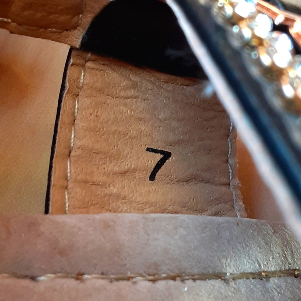Sandals - Picture 3 of 3